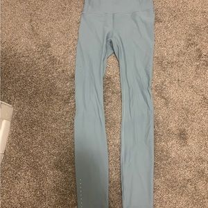 Womens size 4 lululemon legging